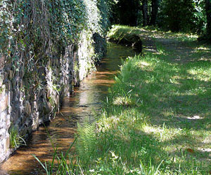 Canal des Moines à Aubazine