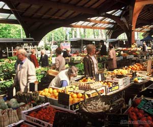 Au marché de Brive-la-Gaillarde