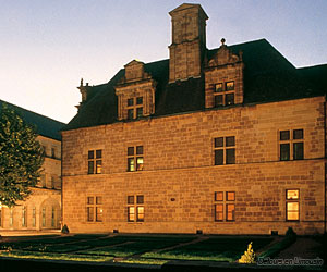 Façade du musée Labenche