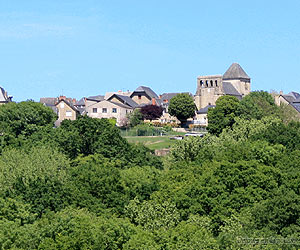 Vue de Perpezac-le-Blanc sur son coteau