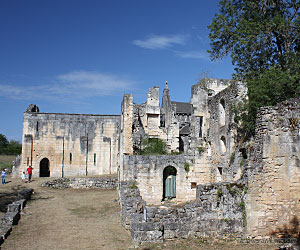 Extérieur de l'abbaye de Boschaud