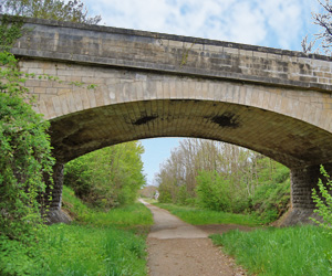 Pont au-dessus de la voie verte