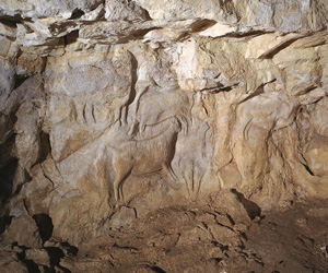 Sculptures ornant le site original du Roc-aux-sorciers