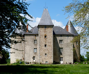 Façade du château de Brie