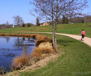 Sentier autour du lac d'Uzurat