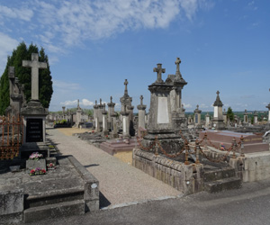 Vue du cimetière de Louyat