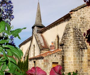 Le clocher du village de Saint-Pardoux