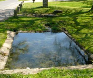 Fontaine à Saint-Martin de Jussac