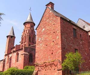 L’église Saint-Pierre, à Collonges-la-Rouge